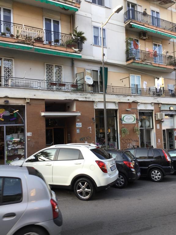 4Rooms Guest House Free Wi-Fi 萨莱诺 外观 照片